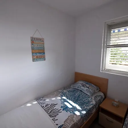 Kalaba - Dalma Ii Apartman Podaca